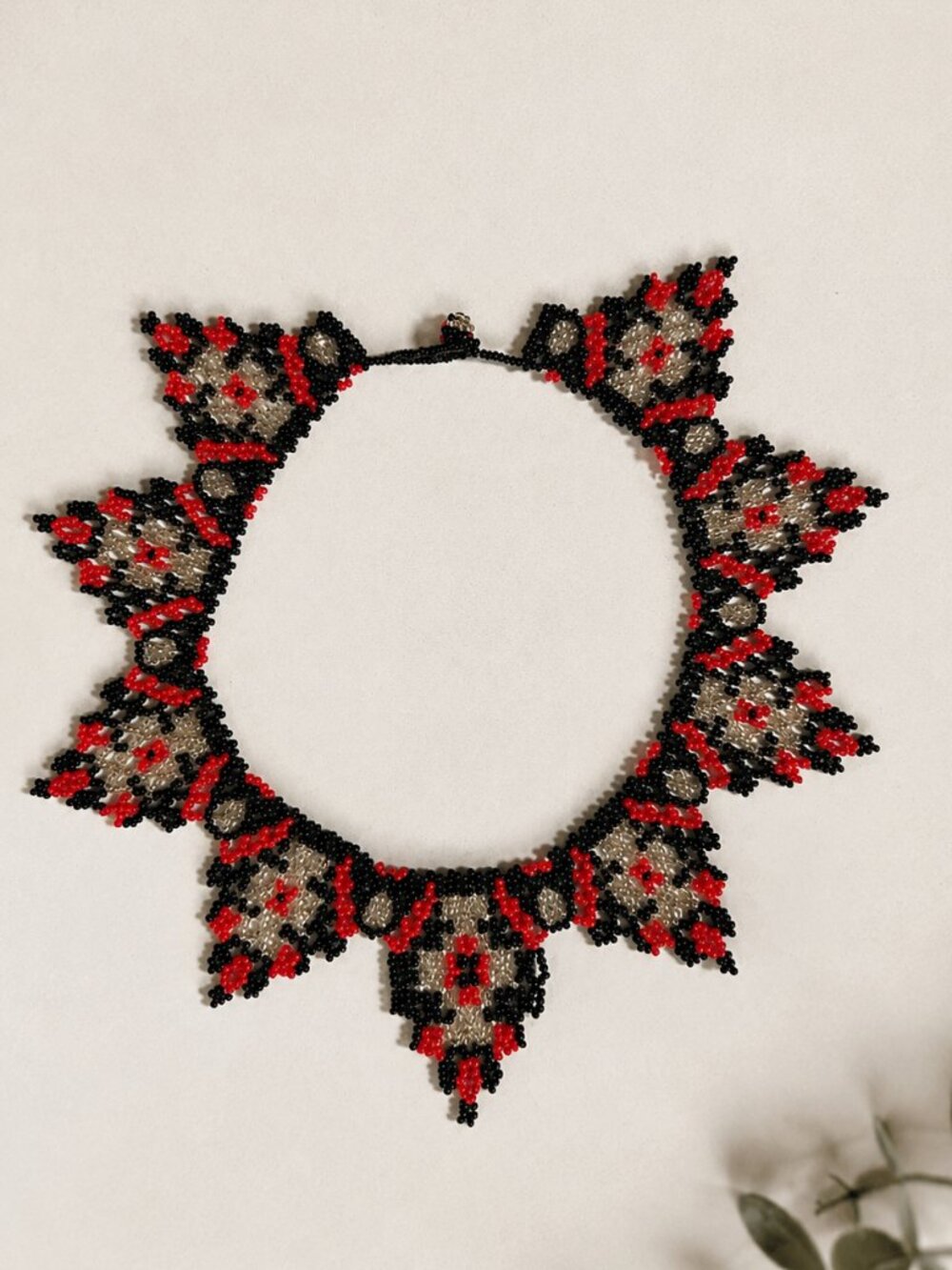 New Vintage Black Red & Gold Beaded Statement Necklace